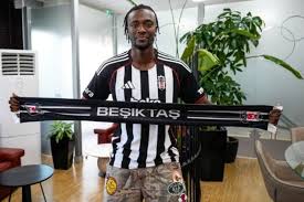 "Beşiktaş"ın yeni transferi İstanbula gəlib
